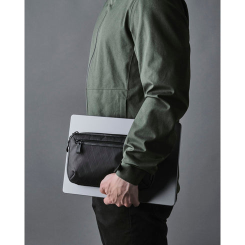 ALPAKA Elements Tech Case Sling Mini